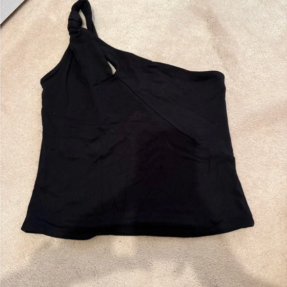 One-Shoulder top with Knot Strap - Picture 2 of 7